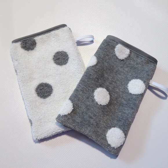 NEW- Set of 2 TODDLER training wash mitts / gloves, French style, HANDMADE USA - Picture 1 of 3